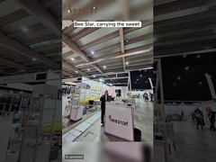 Our company's bee products were recognized by customers at the exhibition