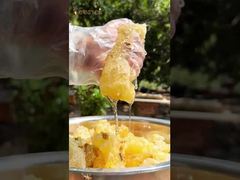 There is no overly sweet industrial honey, only the layered flavors bestowed by nature.